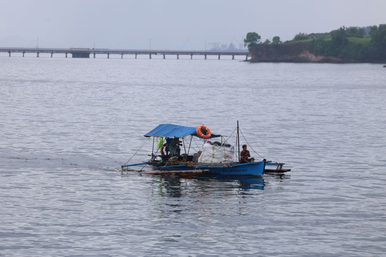 Provide Adequate Support, Alternative Livelihood For Fisherfolk Affected By Bataan Oil Spill – Lee